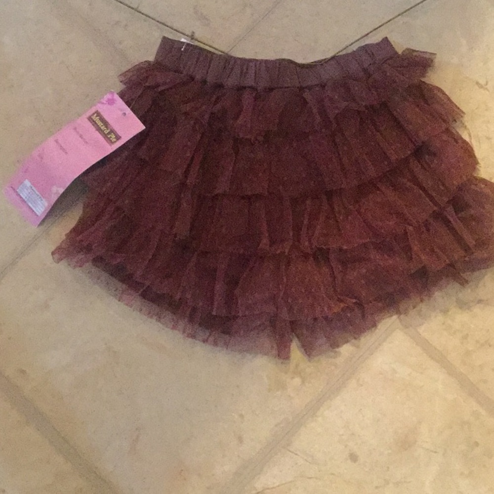 NWT size 6 shorts